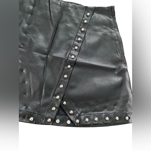 SA Sabrina Spellman Forever 21 Faux Leather Studded Skirt - Picture 9 of 16